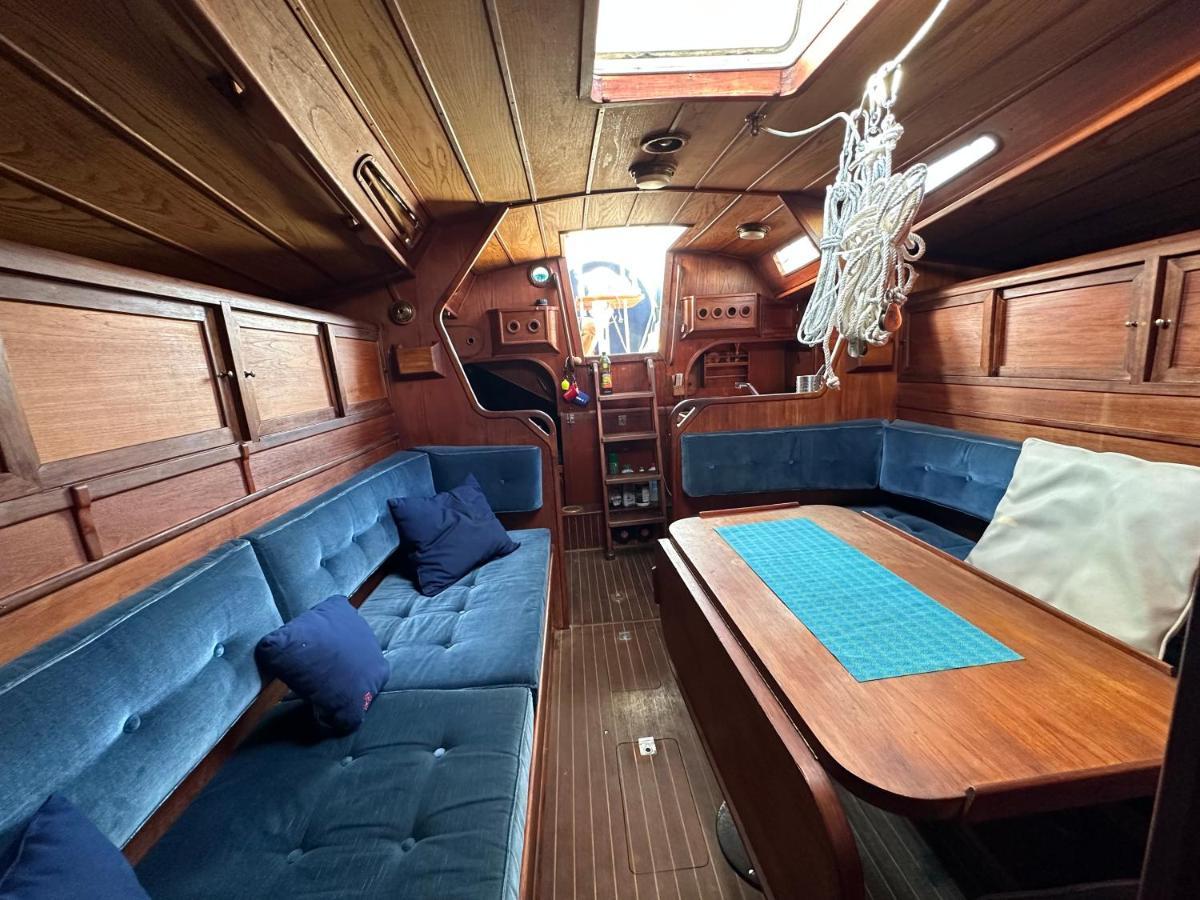 Unique Wooden Sail Yacht + 2 Bikes Included! Ξενοδοχείο Sant Adria de Besos Εξωτερικό φωτογραφία